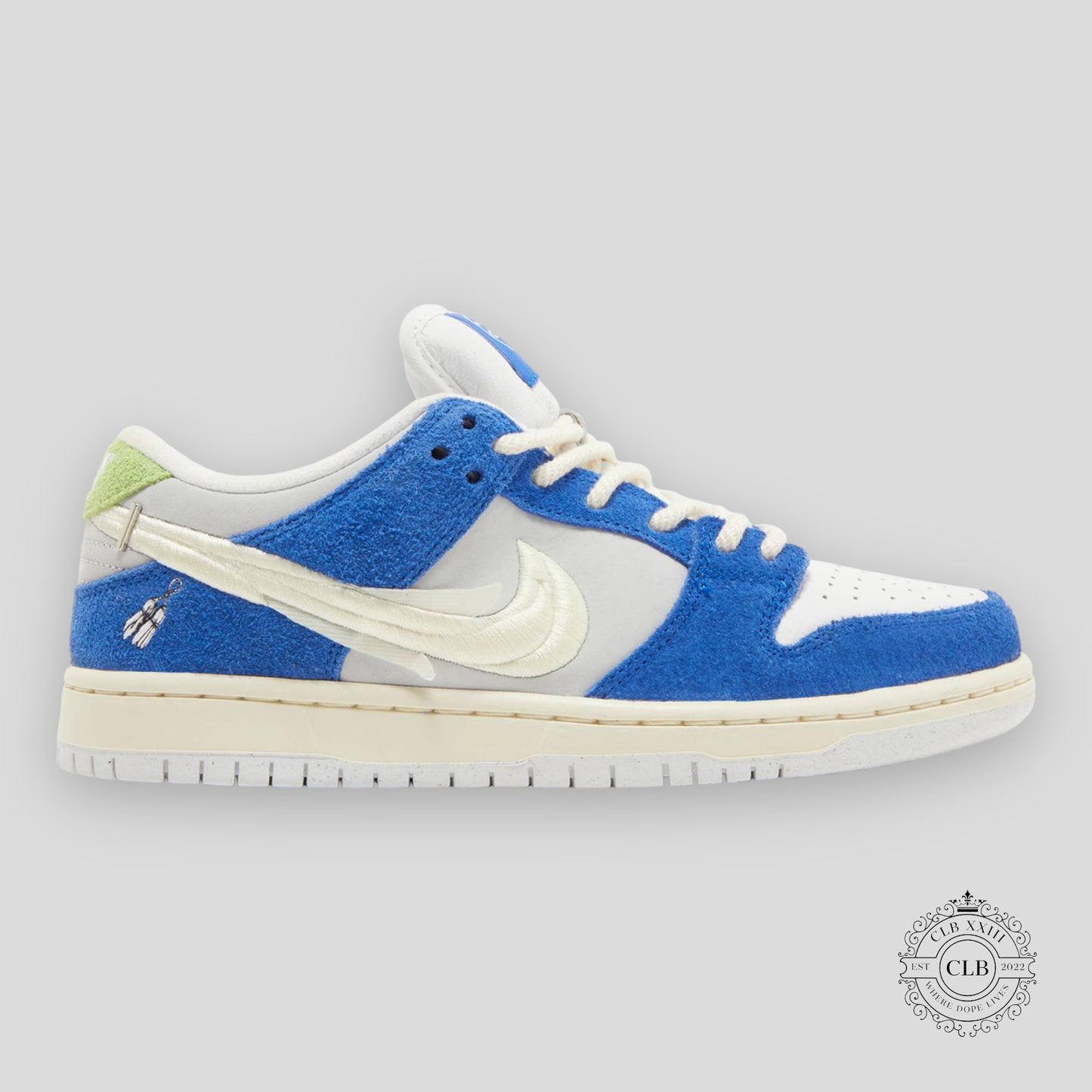 NIKE SB DUNK LOW X FLY STREETWEAR "GARDENIA"