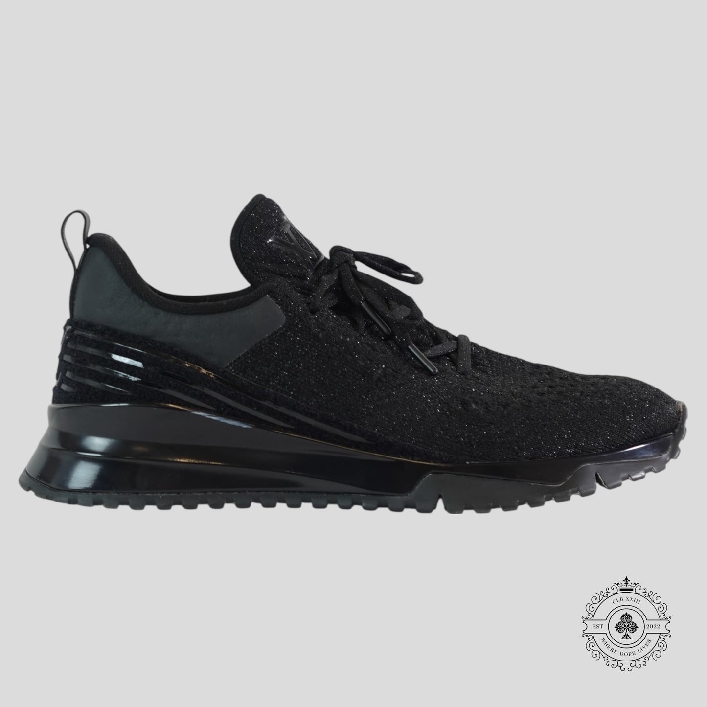 Louis Vuitton V.N.R Sneakers in Black