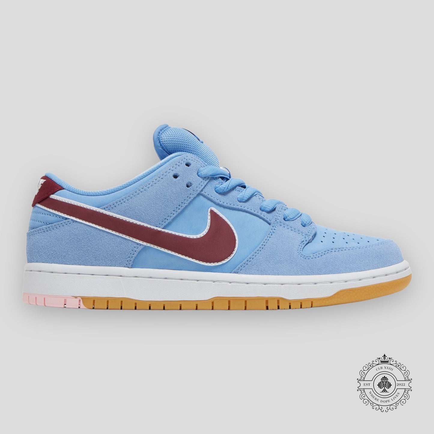 Nike SB Dunk Low “Philadelphia Phillies”