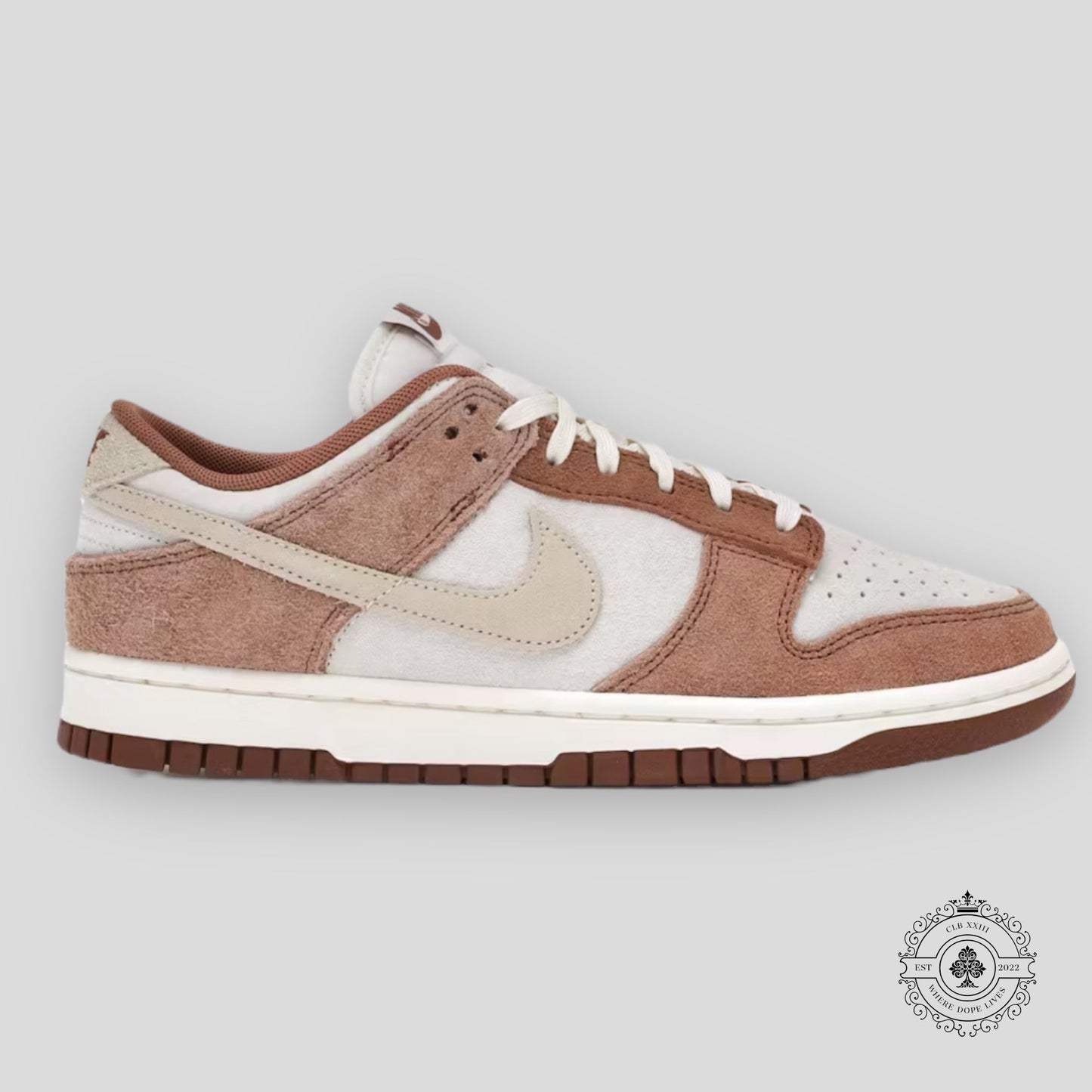 Nike Dunk Low "Medium Curry"