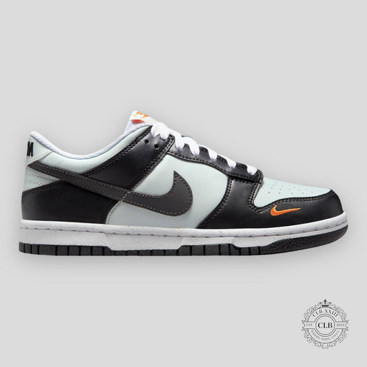 NIKE DUNK LOW (GS) "BLACK BRIGHT MANDARIN"